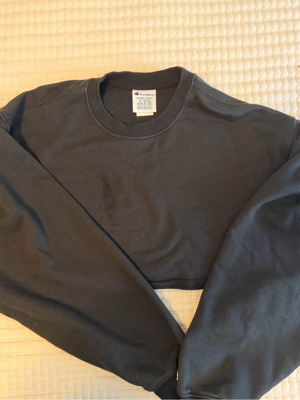 Champion Black Cropped Crew Sweatshirt
